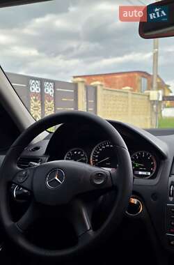 Седан Mercedes-Benz C-Class 2010 в 