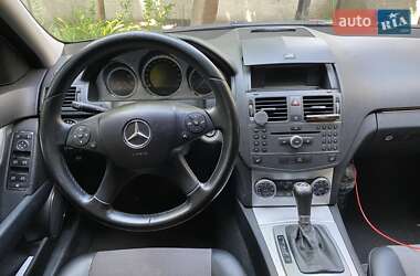Универсал Mercedes-Benz C-Class 2009 в 