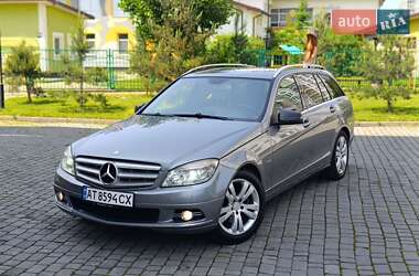 Универсал Mercedes-Benz C-Class 2010 в Ивано-Франковске