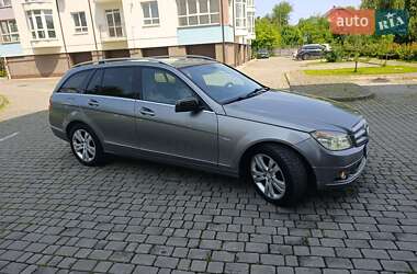 Универсал Mercedes-Benz C-Class 2010 в 