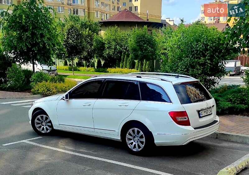 Универсал Mercedes-Benz C-Class 2013 в 