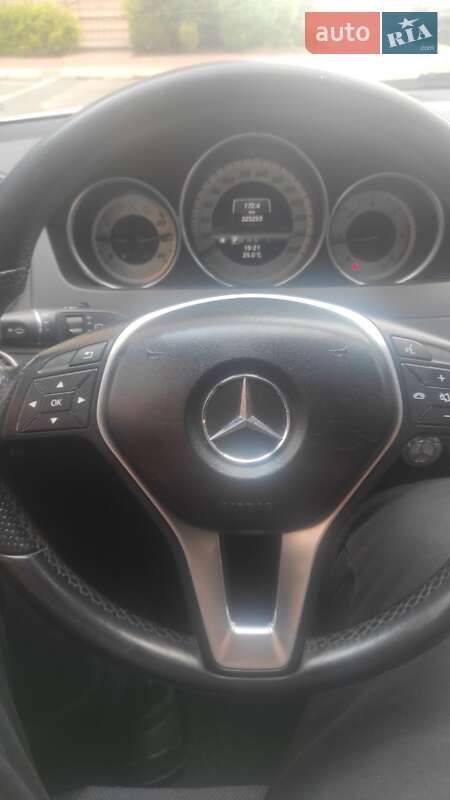 Універсал Mercedes-Benz C-Class 2013 в Софіївській Борщагівці