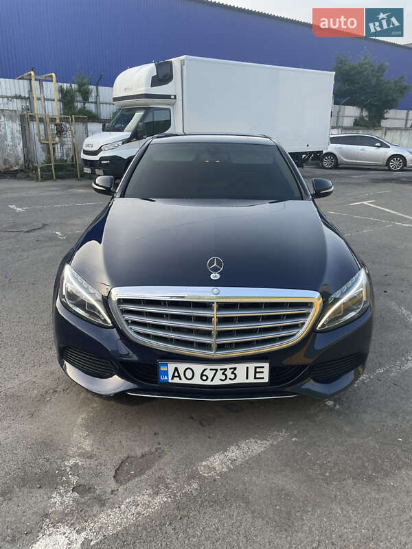 Седан Mercedes-Benz C-Class 2015 в Ужгороді