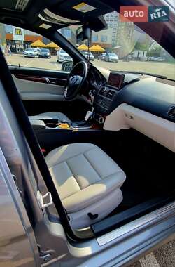 Седан Mercedes-Benz C-Class 2011 в 