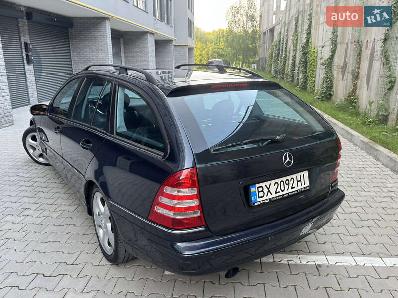 Універсал Mercedes-Benz C-Class 2004 в Хмельницькому