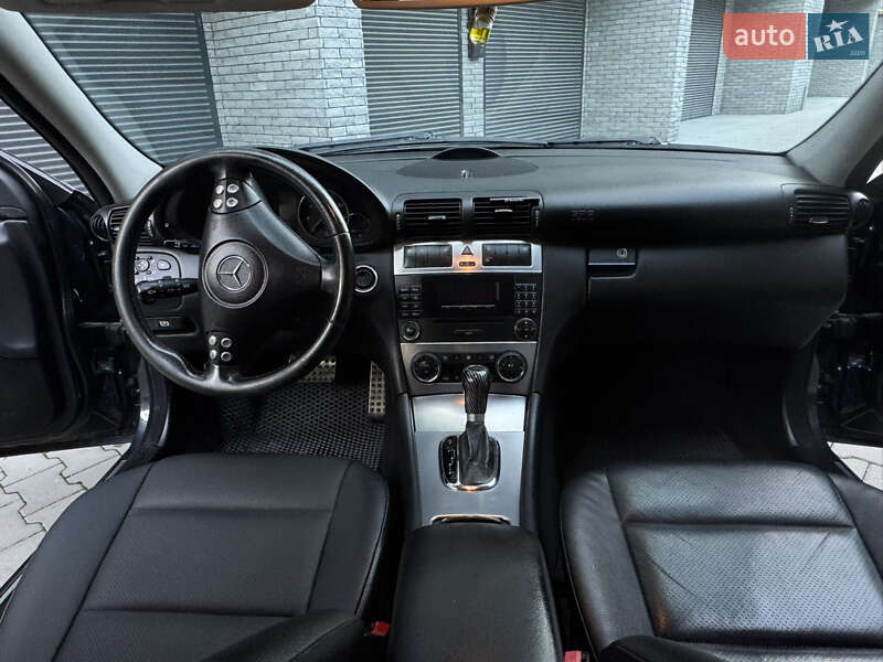 Універсал Mercedes-Benz C-Class 2004 в Хмельницькому