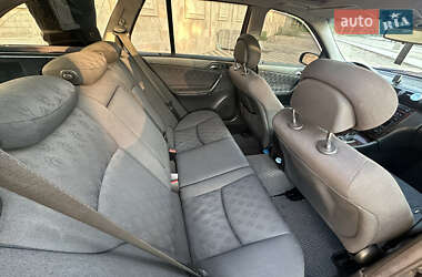 Универсал Mercedes-Benz C-Class 2002 в 