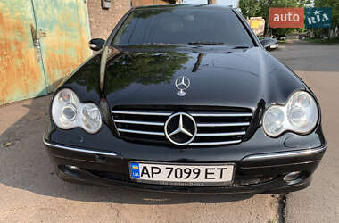 Седан Mercedes-Benz C-Class 2003 в 