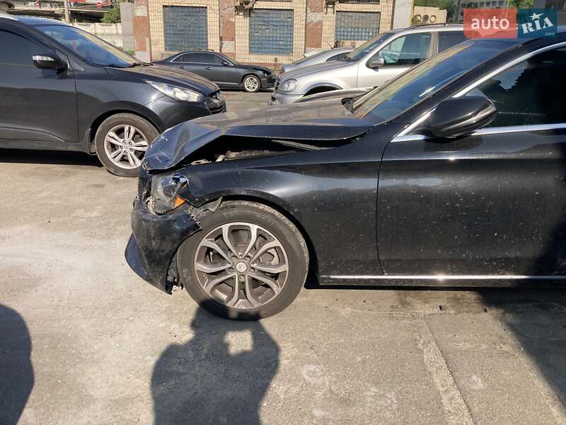 Седан Mercedes-Benz C-Class 2015 в Києві