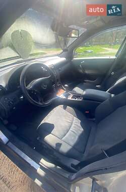 Седан Mercedes-Benz C-Class 2001 в 