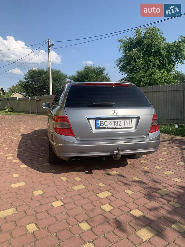 Универсал Mercedes-Benz C-Class 2010 в Львове фото 4 Универсал Mercedes-Benz C-Class 2010 в Львове