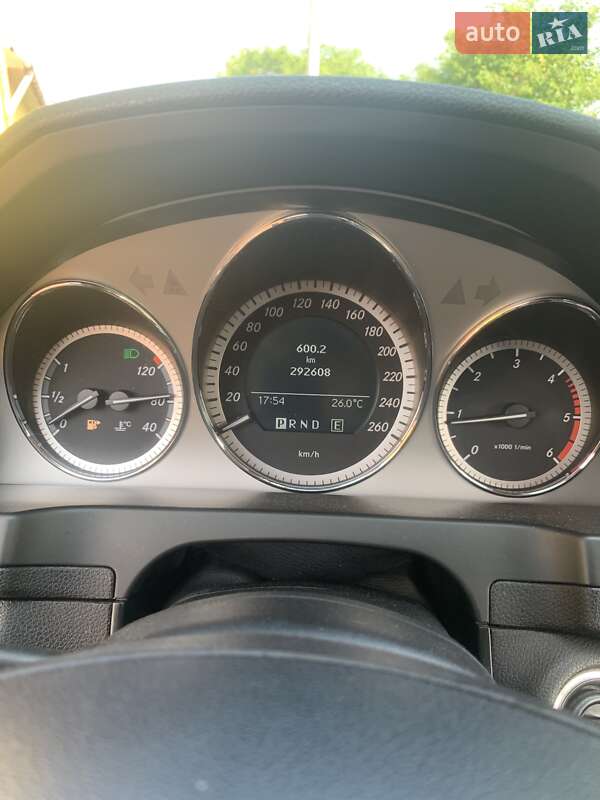Универсал Mercedes-Benz C-Class 2010 в Львове фото 9 Универсал Mercedes-Benz C-Class 2010 в Львове