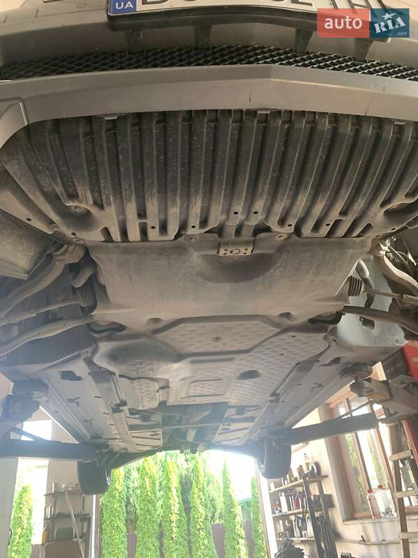 Универсал Mercedes-Benz C-Class 2010 в Львове фото 11 Универсал Mercedes-Benz C-Class 2010 в Львове