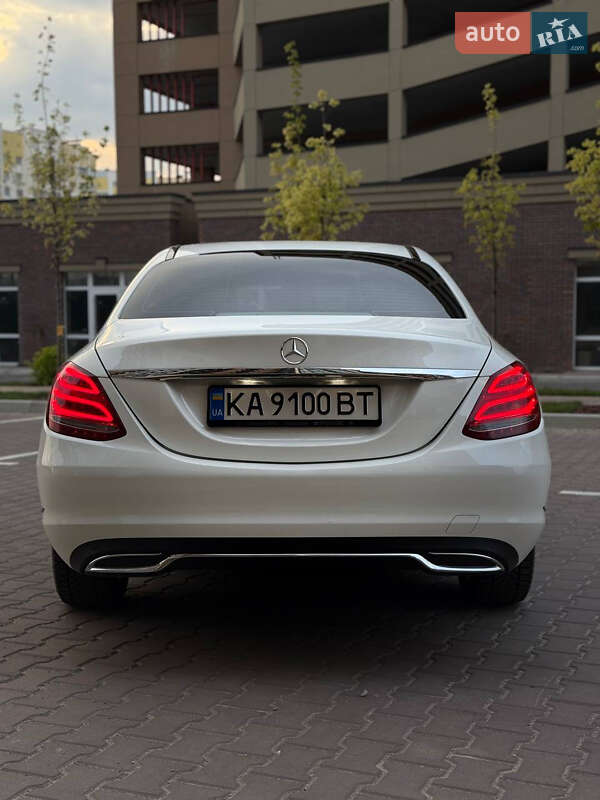 Седан Mercedes-Benz C-Class 2014 в Киеве