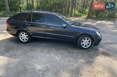 Универсал Mercedes-Benz C-Class 2002 в 