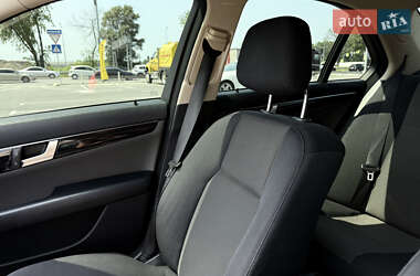 Седан Mercedes-Benz C-Class 2011 в 