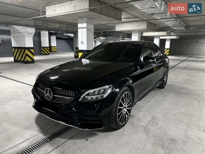 Седан Mercedes-Benz C-Class 2018 в Дніпрі