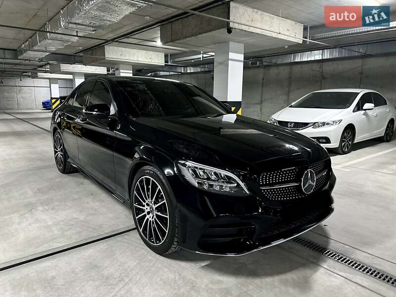 Седан Mercedes-Benz C-Class 2018 в Дніпрі