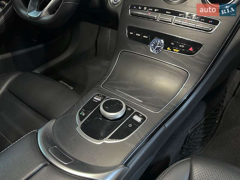 Седан Mercedes-Benz C-Class 2018 в Дніпрі