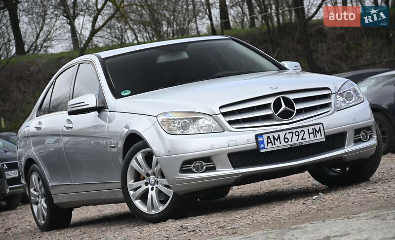 Mercedes-Benz C-Class 2009