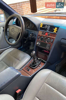 Седан Mercedes-Benz C-Class 1998 в 