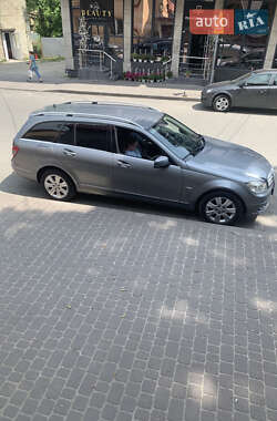 Универсал Mercedes-Benz C-Class 2010 в Яворове