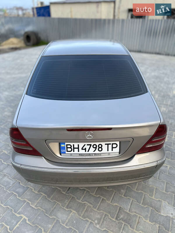 Седан Mercedes-Benz C-Class 2003 в Одесі