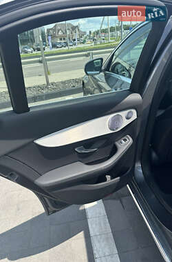 Седан Mercedes-Benz C-Class 2021 в 