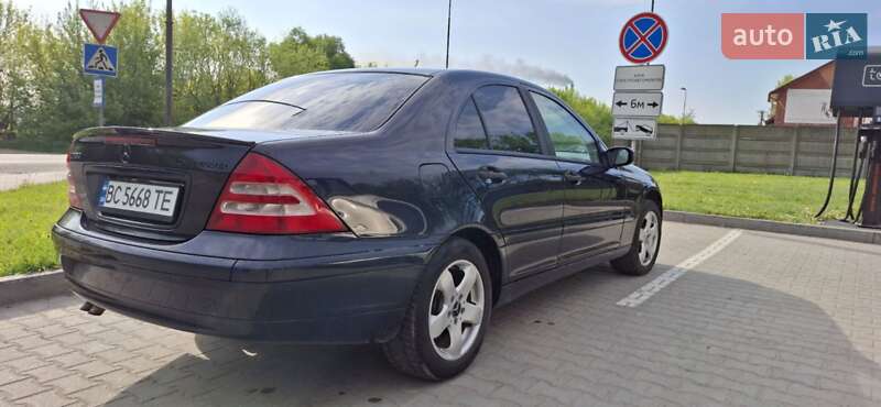 Седан Mercedes-Benz C-Class 2003 в Ивано-Франковске