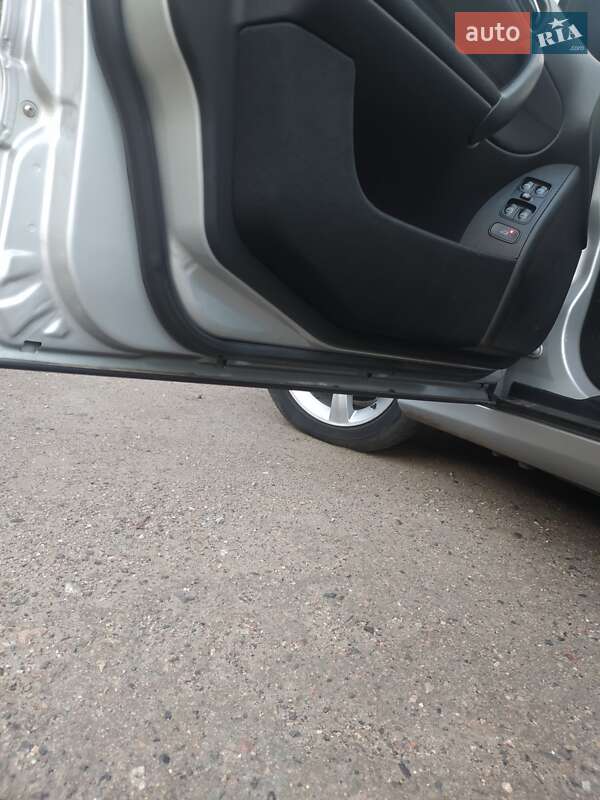 Седан Mercedes-Benz C-Class 2005 в Гадячі