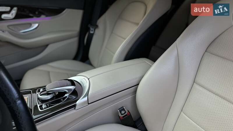 Седан Mercedes-Benz C-Class 2016 в Киеве