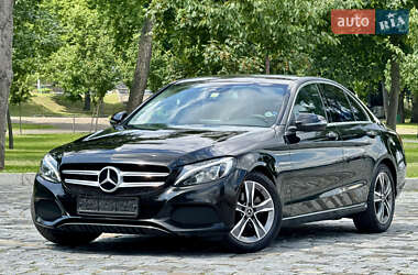 Седан Mercedes-Benz C-Class 2015 в Киеве
