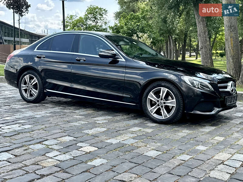 Седан Mercedes-Benz C-Class 2015 в Києві
