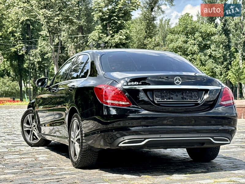 Седан Mercedes-Benz C-Class 2015 в Києві