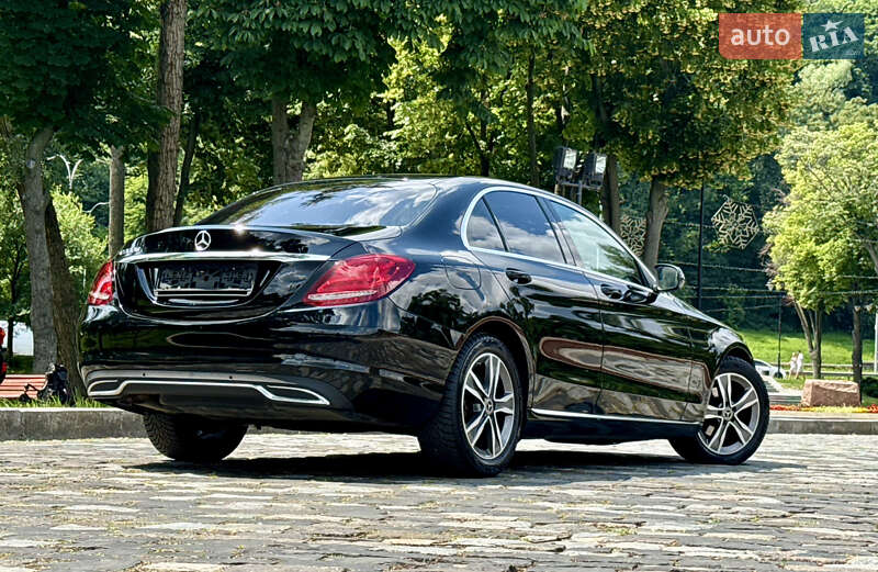 Седан Mercedes-Benz C-Class 2015 в Києві