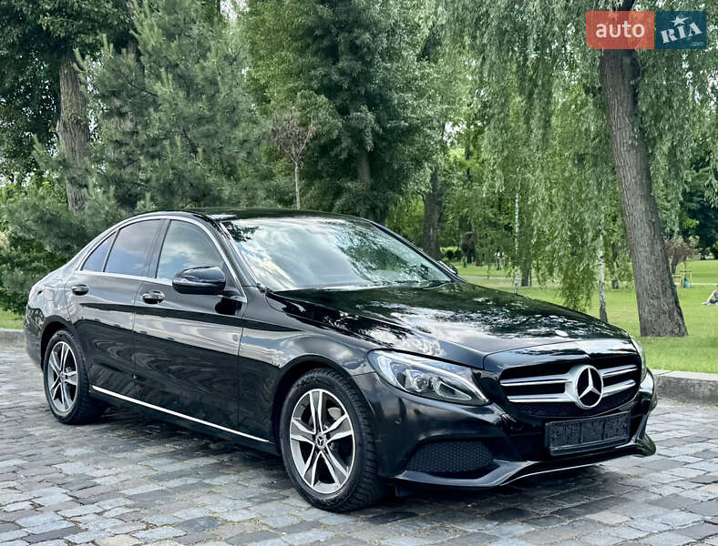 Седан Mercedes-Benz C-Class 2015 в Києві