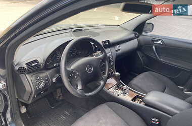 Седан Mercedes-Benz C-Class 2004 в 