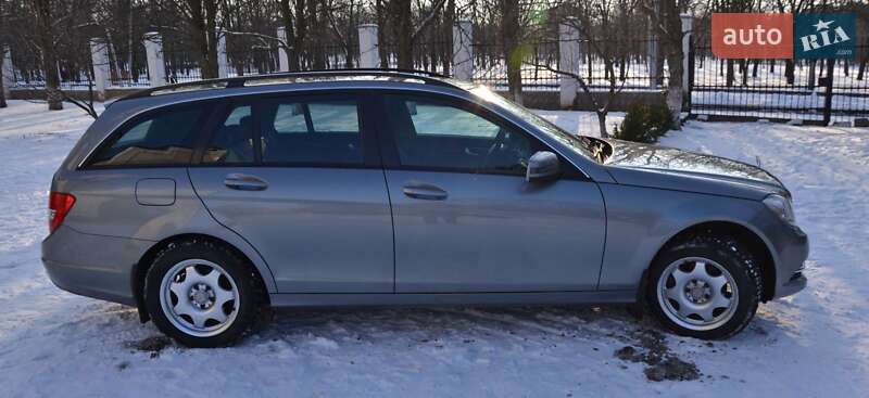 Універсал Mercedes-Benz C-Class 2013 в Краматорську