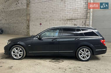 Универсал Mercedes-Benz C-Class 2011 в 