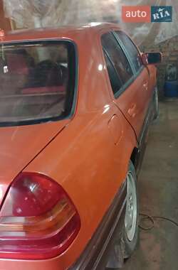Седан Mercedes-Benz C-Class 1994 в 