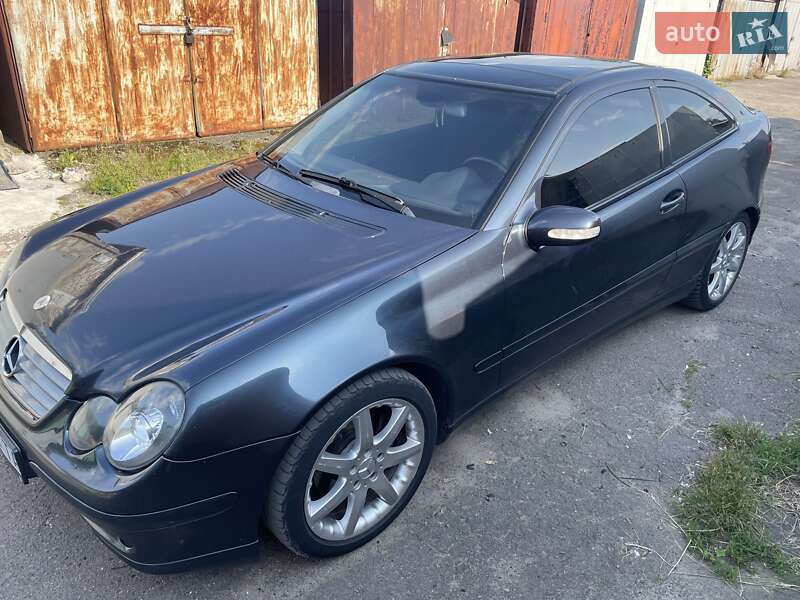 Купе Mercedes-Benz C-Class 2003 в Львове
