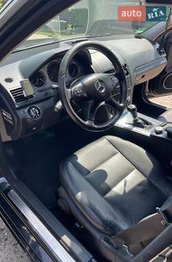 Седан Mercedes-Benz C-Class 2008 в 