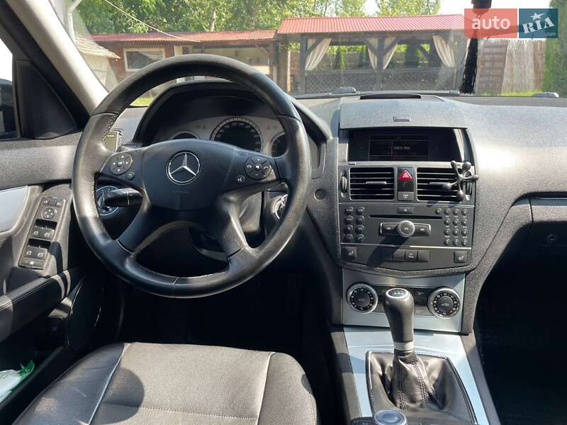 Седан Mercedes-Benz C-Class 2008 в Ужгороде