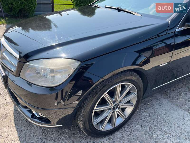 Седан Mercedes-Benz C-Class 2008 в Ужгороде