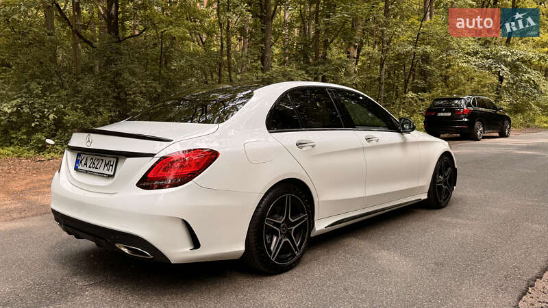 Седан Mercedes-Benz C-Class 2019 в Киеве