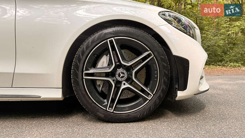 Седан Mercedes-Benz C-Class 2019 в Киеве