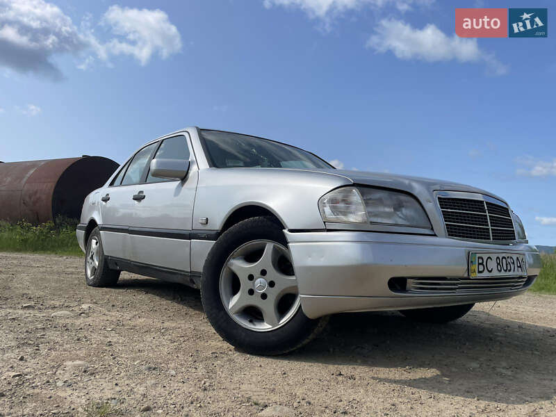 Mercedes-Benz C-Class 1996
