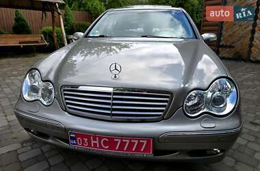 Седан Mercedes-Benz C-Class 2004 в Полтаві