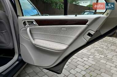 Седан Mercedes-Benz C-Class 2004 в 