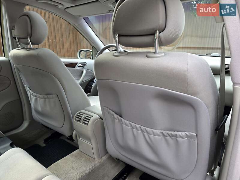 Седан Mercedes-Benz C-Class 2004 в Полтаве
